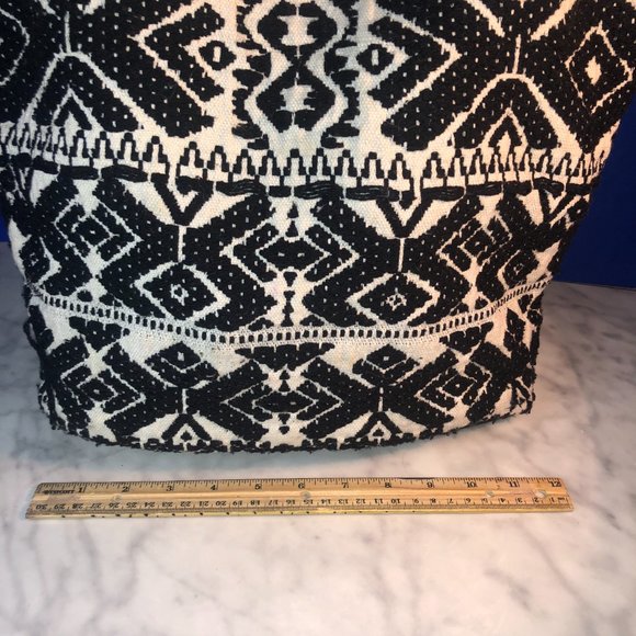 Shoulder Purse Tote Bag Large Jacquard Woven Bohemiam Black White Neutral NWOT - Picture 4 of 11